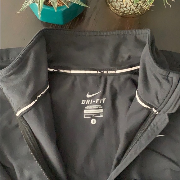 Nike 3/4 zip. Charcoal gray. Good condition. - Picture 3 of 3